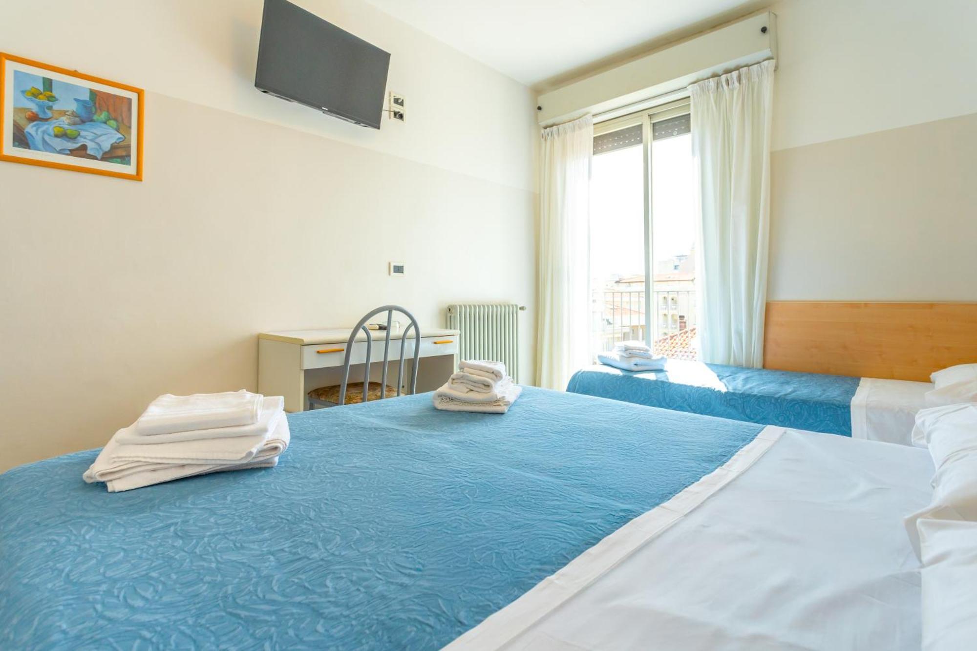 Hotel Selene - Vista Mare Riccione Zimmer foto